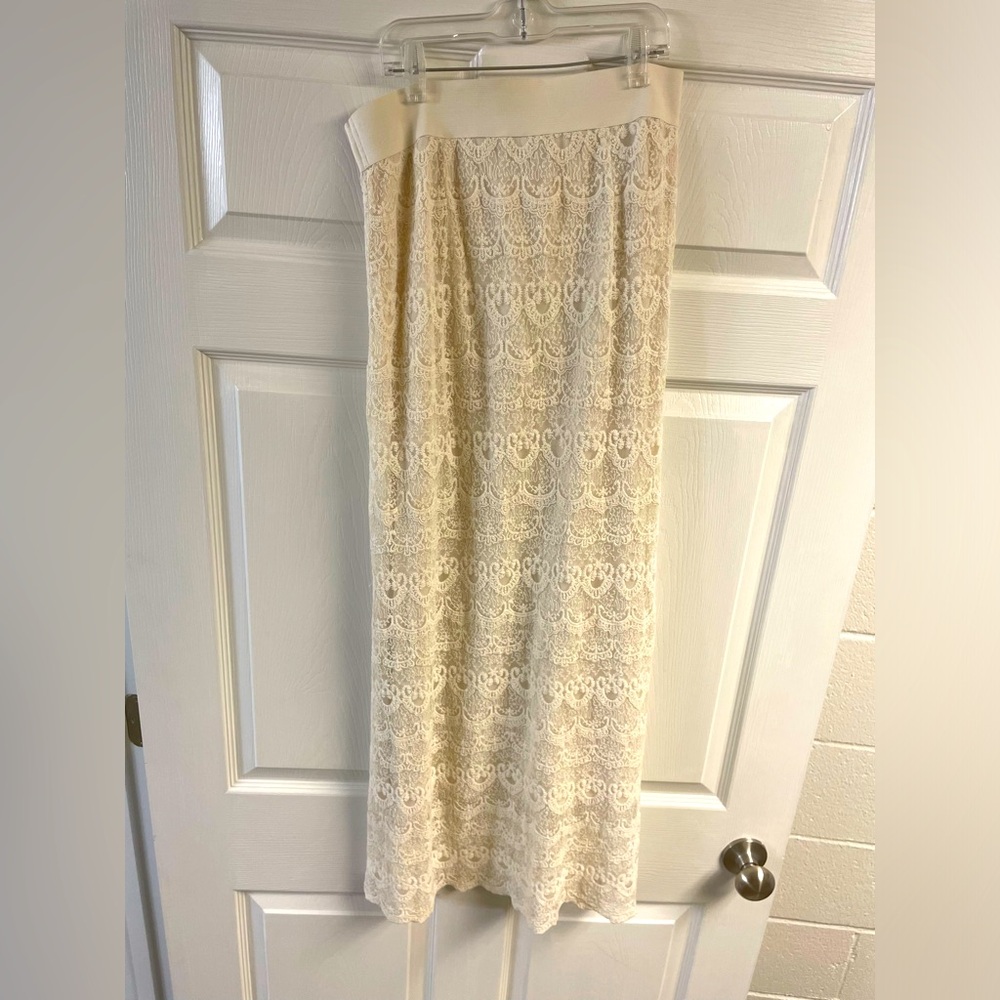 COPY - Cream lace skirt